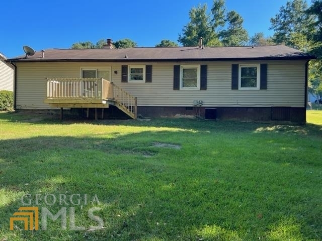 Building Photo - 6801 Red Maple Dr