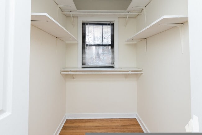 Foto del edificio - 5945 N Paulina St