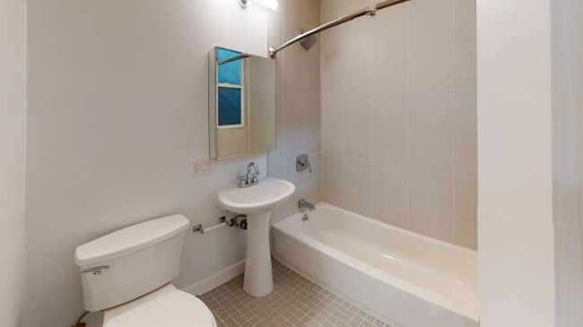 Building Photo - 2 bedroom in San Francisco CA 94109