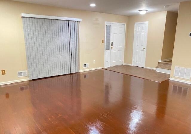 Foto del edificio - 1077 Roseberry Ct