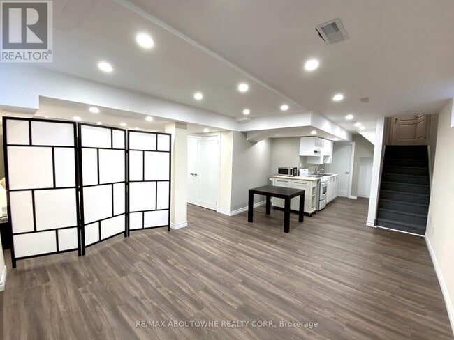 Building Photo - 4640 Doug Wright Dr