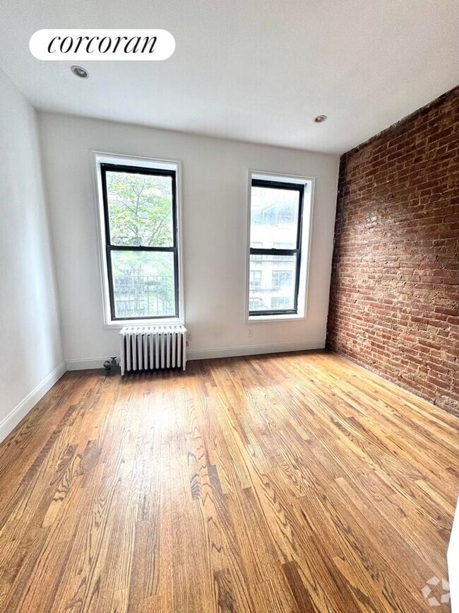 Building Photo - 507 E 81st St