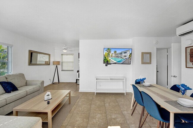 Foto del edificio - 335 Desoto St