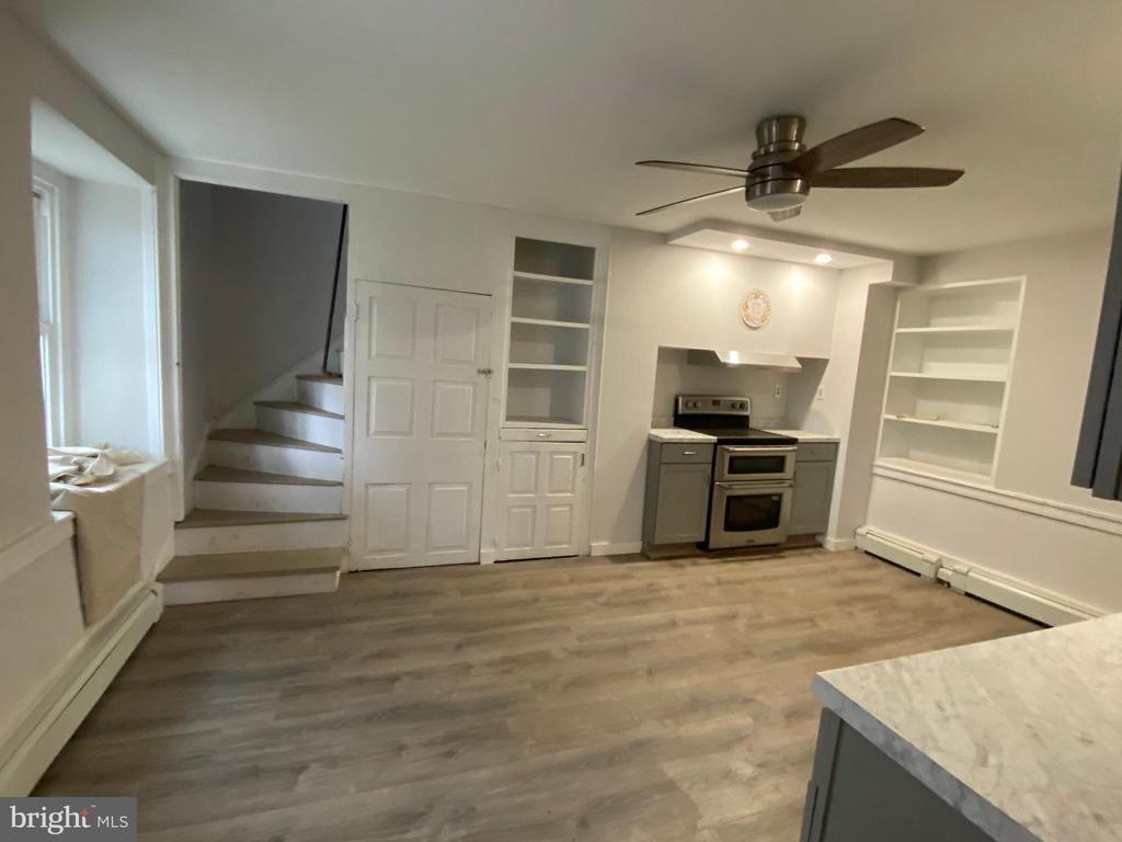 Foto principal - 2063 Hill Rd