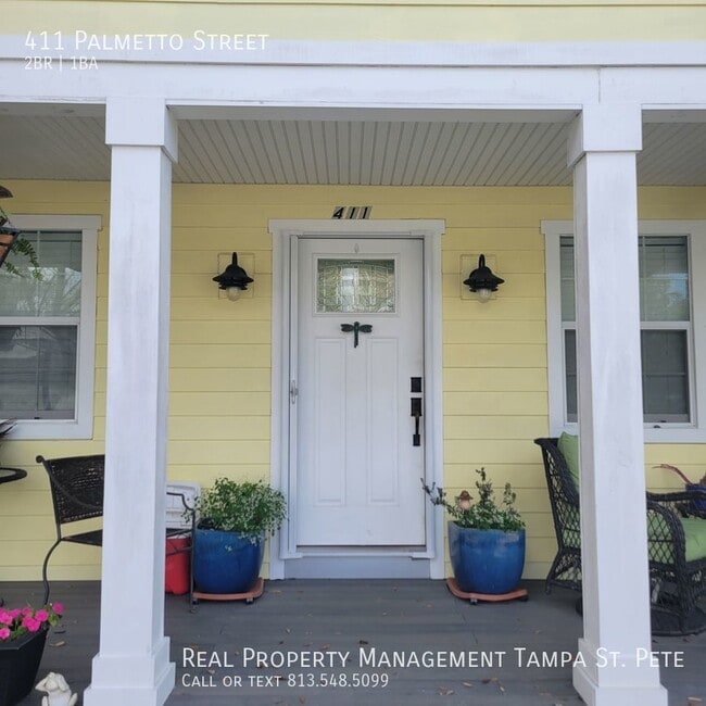 Building Photo - Ultra Cute Dunedin bungalow available May ...