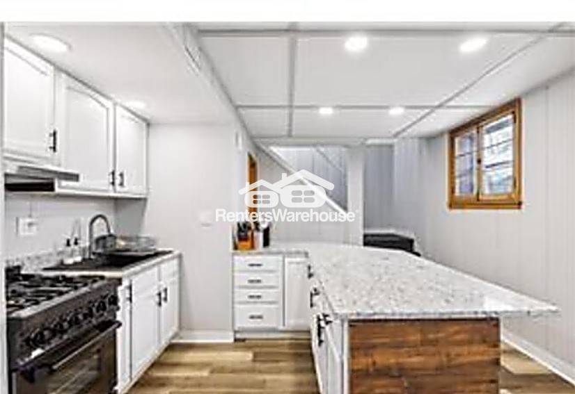 Foto principal - 803 Huron St
