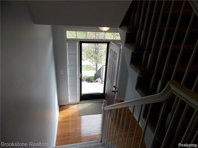 Building Photo - 759 Paint Creek Dr