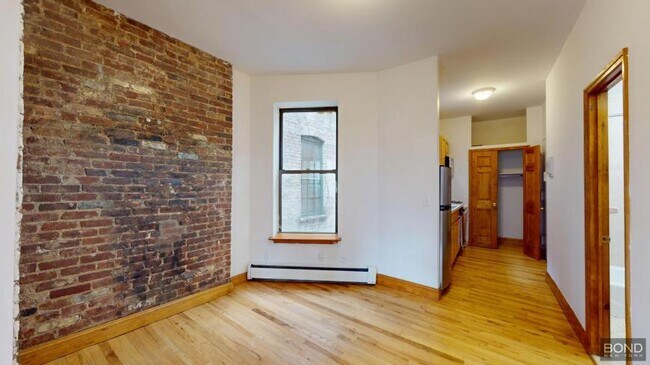 Foto del edificio - 1 bedroom in NEW YORK NY 10019
