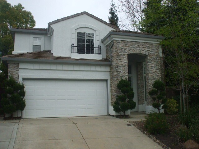 Foto principal - Swan Lake - Gated in Granite Bay