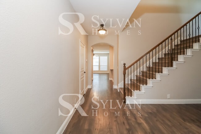 Building Photo - Living where You Love is Good for your Heart!