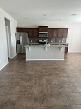 Building Photo - 3651 Sandy Brook Dr