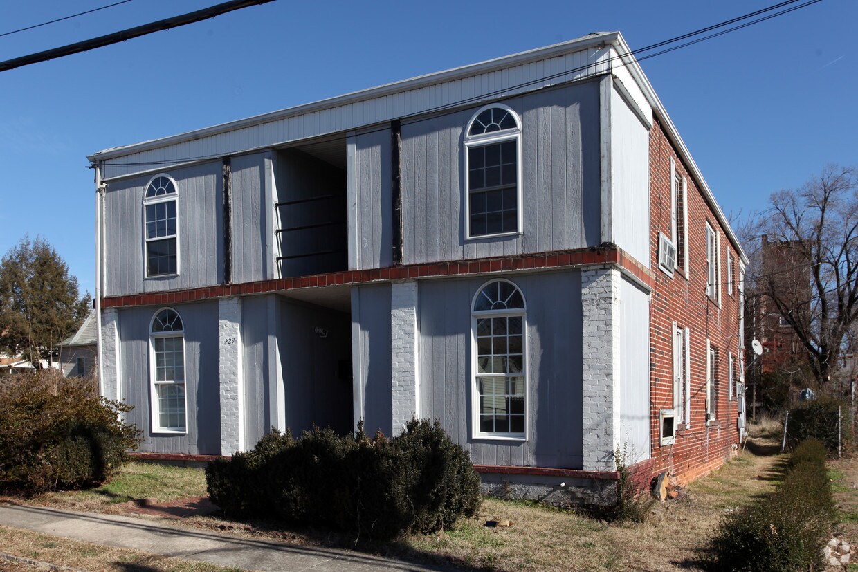 Building Photo - 229 Wheeler St