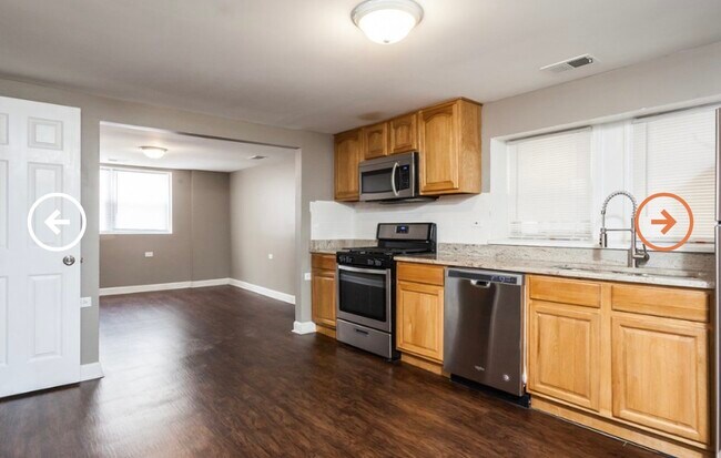 Foto del edificio - 1634 N Campbell Ave
