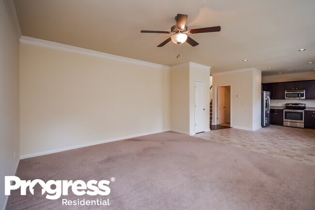 Building Photo - 364 Easley Dr SE
