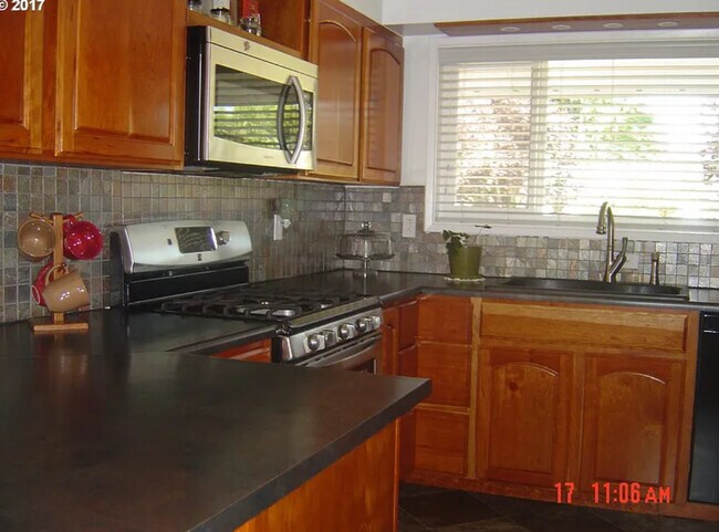 Foto del edificio - 722 2nd St
