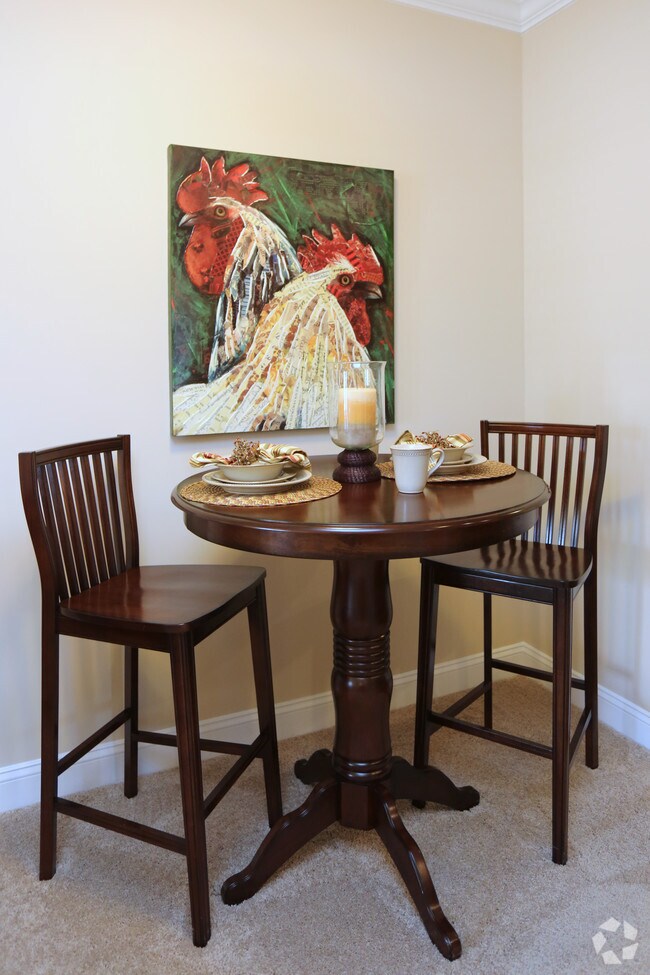 Plantation at Pleasant Ridge Apartments Greensboro, NC