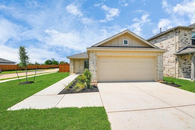 Building Photo - 27438 Sweetwater Bay Dr