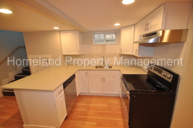 Building Photo - 9903 N Whittier St