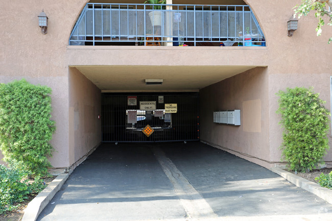 Foto del edificio - Francia Apartments