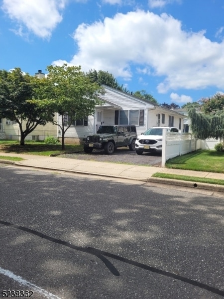 Primary Photo - 114 S 18th Ave