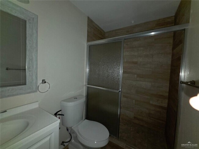 Foto del edificio - 3300 N 25th St