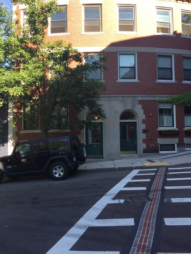 Entrance to Building - 58 Winthrop St