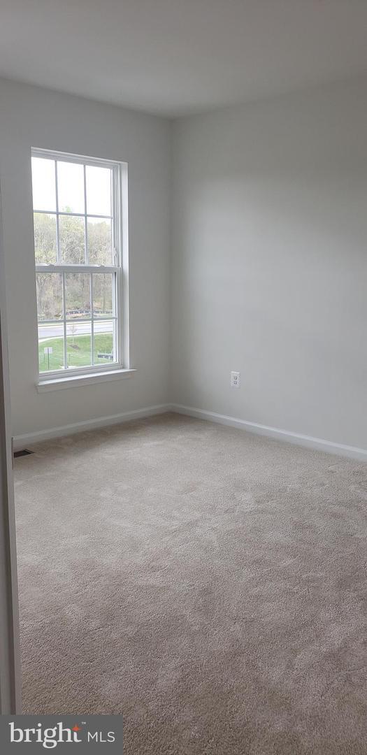 Foto del edificio - 9106 GRAVES Ln