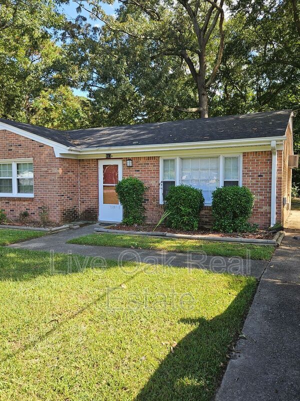 Foto del edificio - 917 Michael Dr