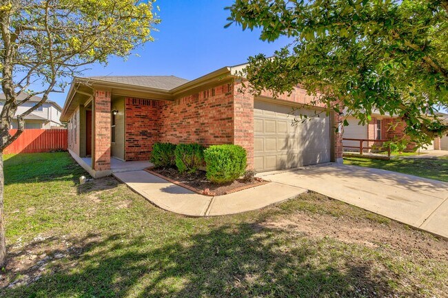 Building Photo - 5616 Brougham Way