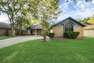 Building Photo - 3611 Bee Bayou Ln