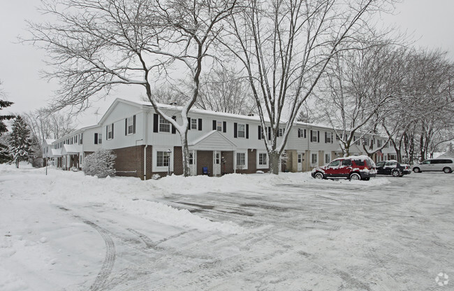 Foto del edificio - River Lane Townhouses