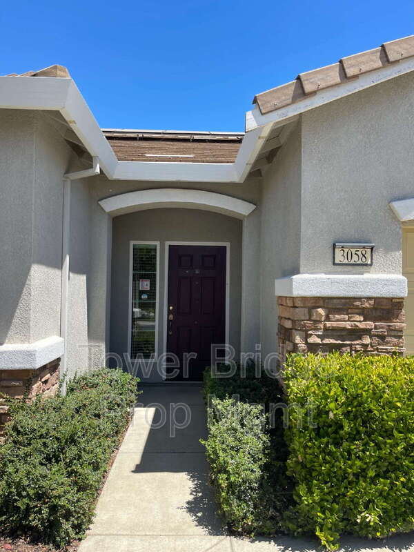 Foto del edificio - 3058 Littleton Ln