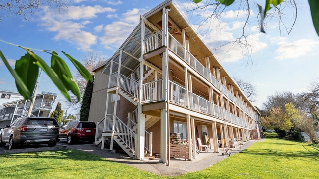 Photo du bâtiment - Mainstreet Victoria Garden Apartments