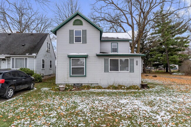 Foto del edificio - 56733 Grand River Ave