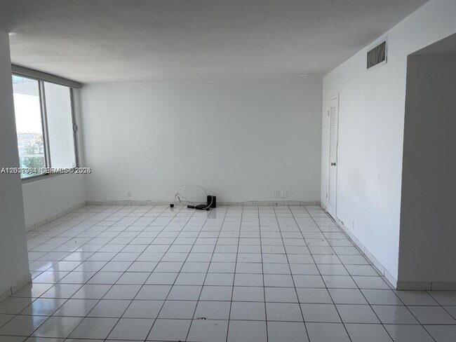 Foto del edificio - 1000 West Ave