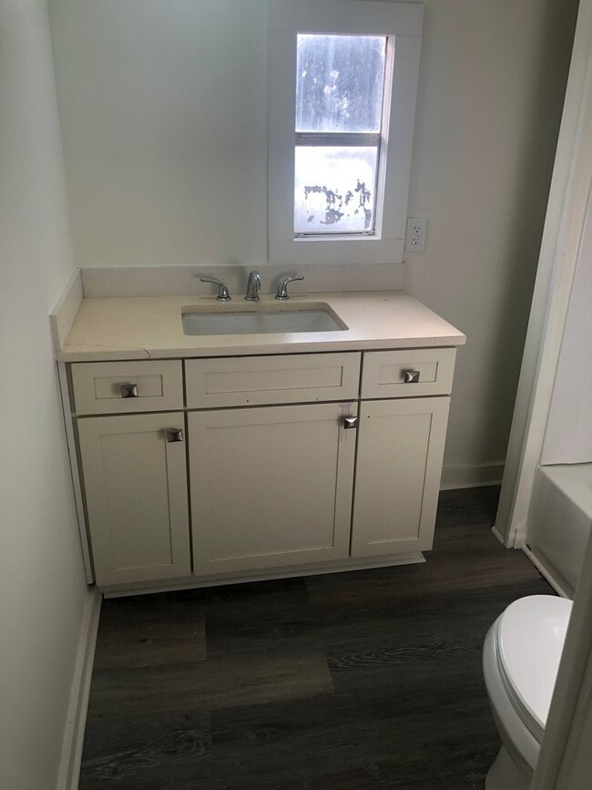 Building Photo - Newly remodeled home is located in Lancaster, SC 29720.