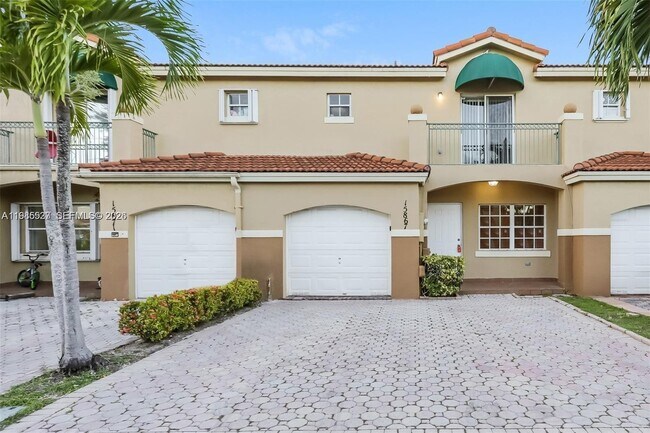 Foto del edificio - 15867 SW 68th Terrace