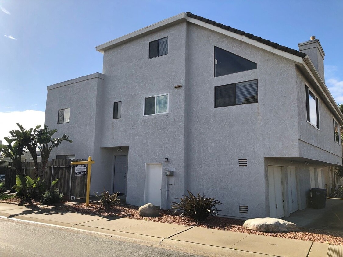 154 Los Angeles Ave, Oxnard, CA 93035 House Rental in Oxnard, CA