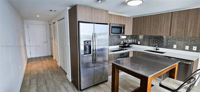 Foto del edificio - 1600 SW 1st Ave