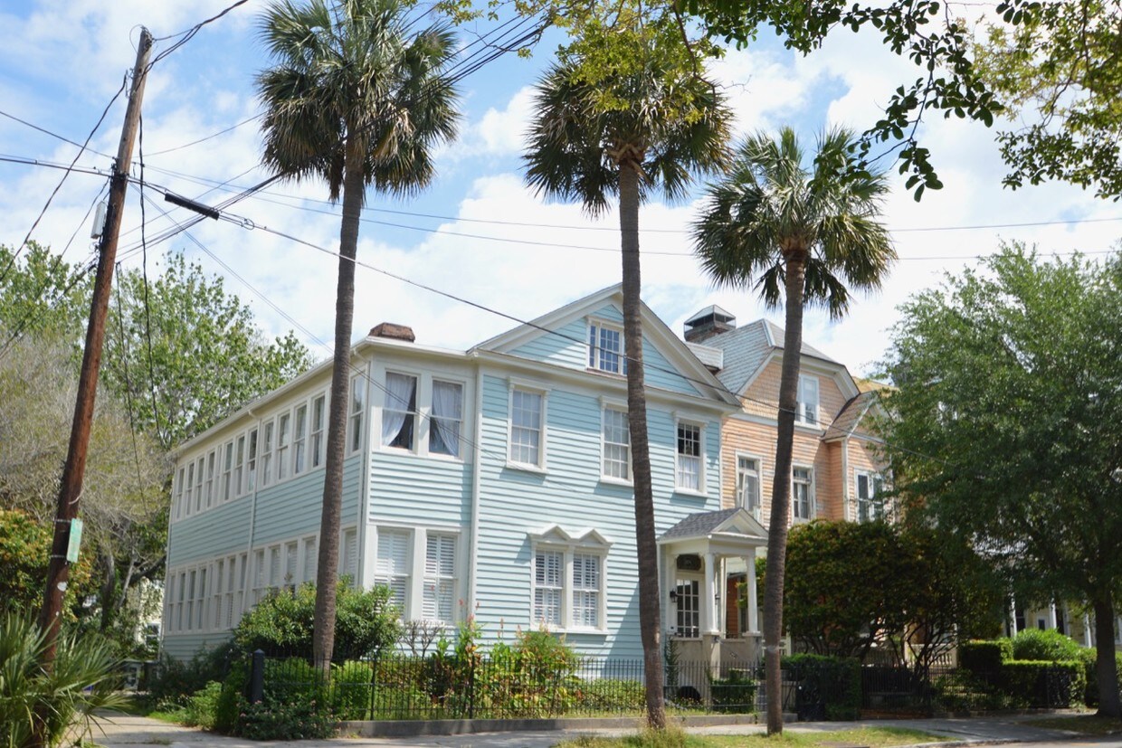 Primary Photo - 168 Broad St