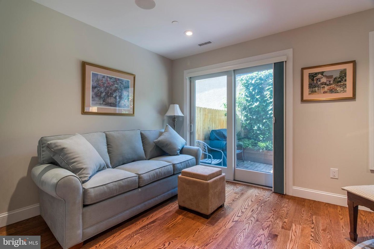 Foto principal - 112 Christian St