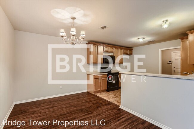 Building Photo - 3 br, 2 bath House - 704 Ashbrook Drive