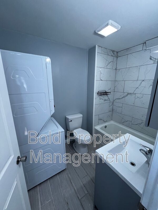 Foto del edificio - 120 N 9th