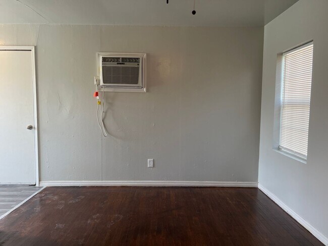 Foto del edificio - Charming 2 Bedroom