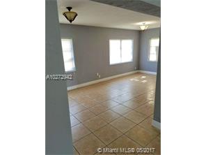 Building Photo - 9708 NW 70th St
