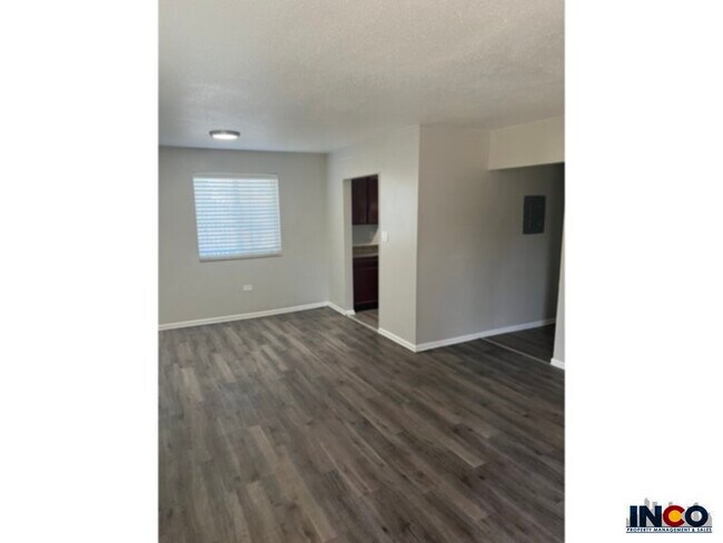 Foto del edificio - 1641 Ingalls St