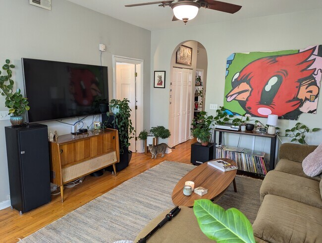 Foto del edificio - 3145 N Monticello Ave