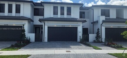 Building Photo - 8314 SW 120th Ter