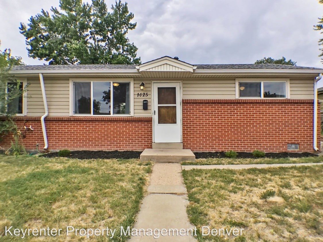 1025 S Tennyson St, Denver, CO 80219 Room for Rent in Denver, CO
