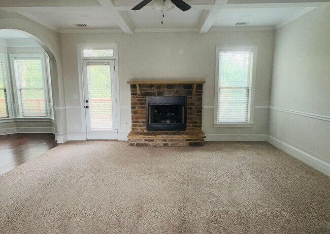 Foto del edificio - Beautiful 5BR/5BA Home in Greer!